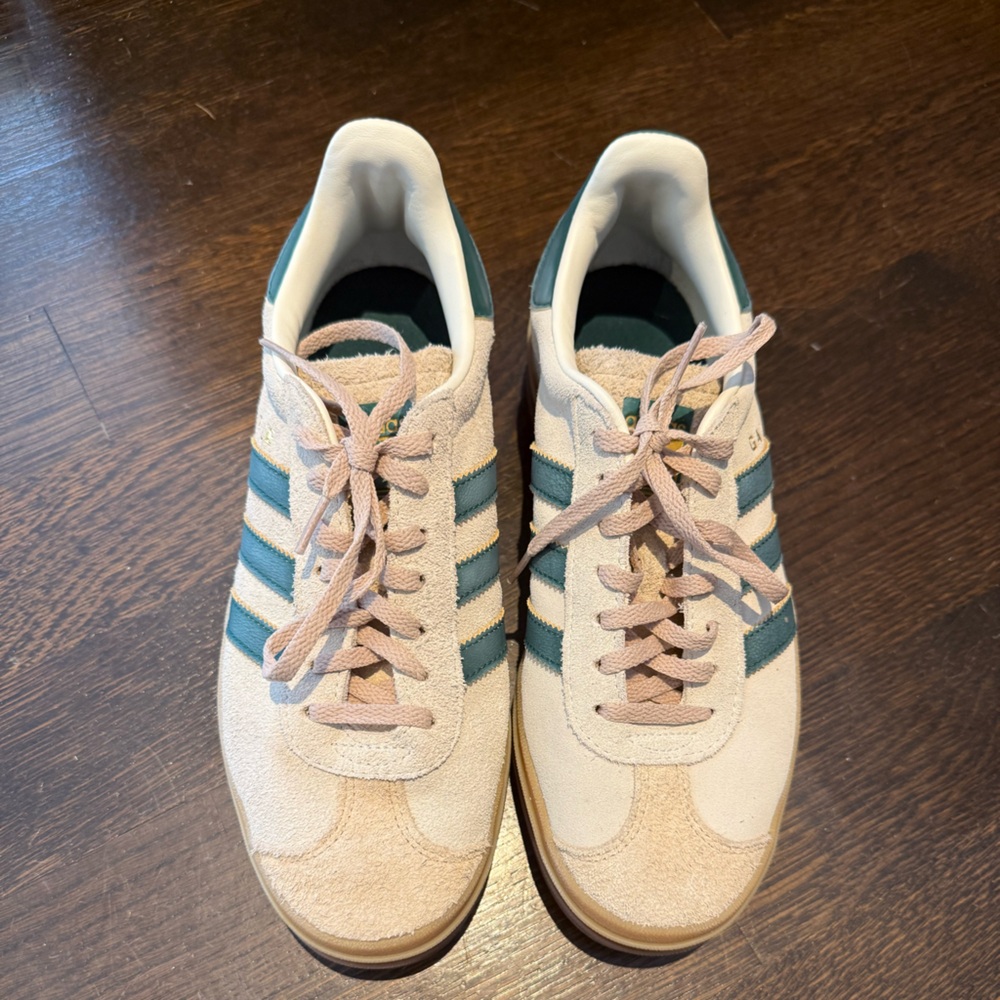 Adidas Platform Gazelle Size 8 Women’s